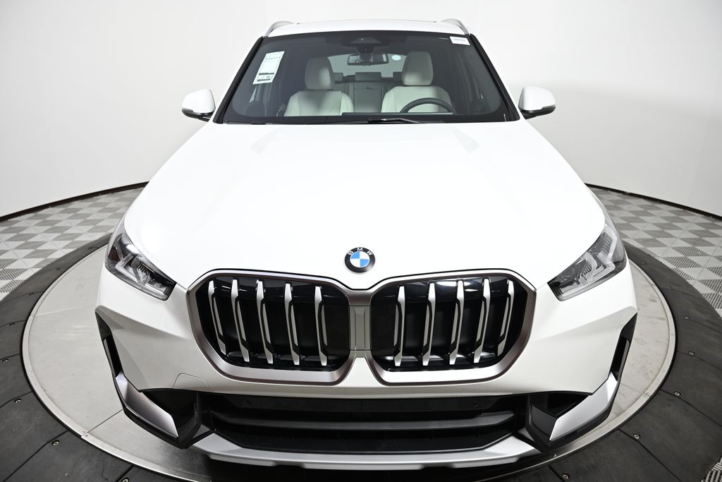 Thumbnail: 2026 BMW X1 - 8