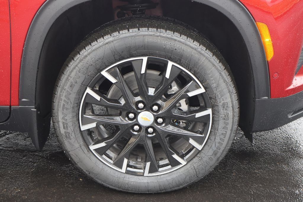 Thumbnail: 2026 Chevrolet Traverse - 11