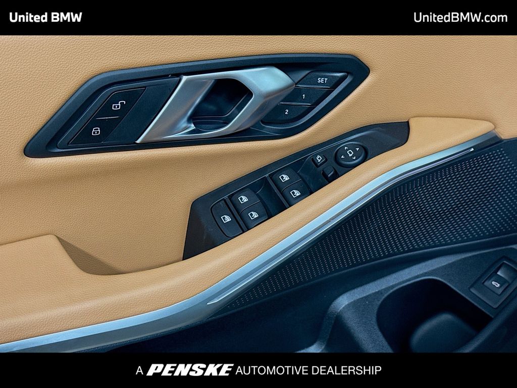 Thumbnail: 2026 BMW 3 Series - 3