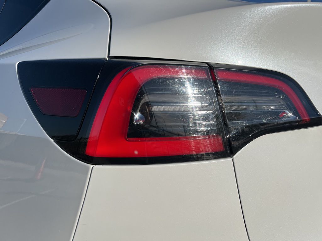 Thumbnail: 2021 Tesla Model Y - 6