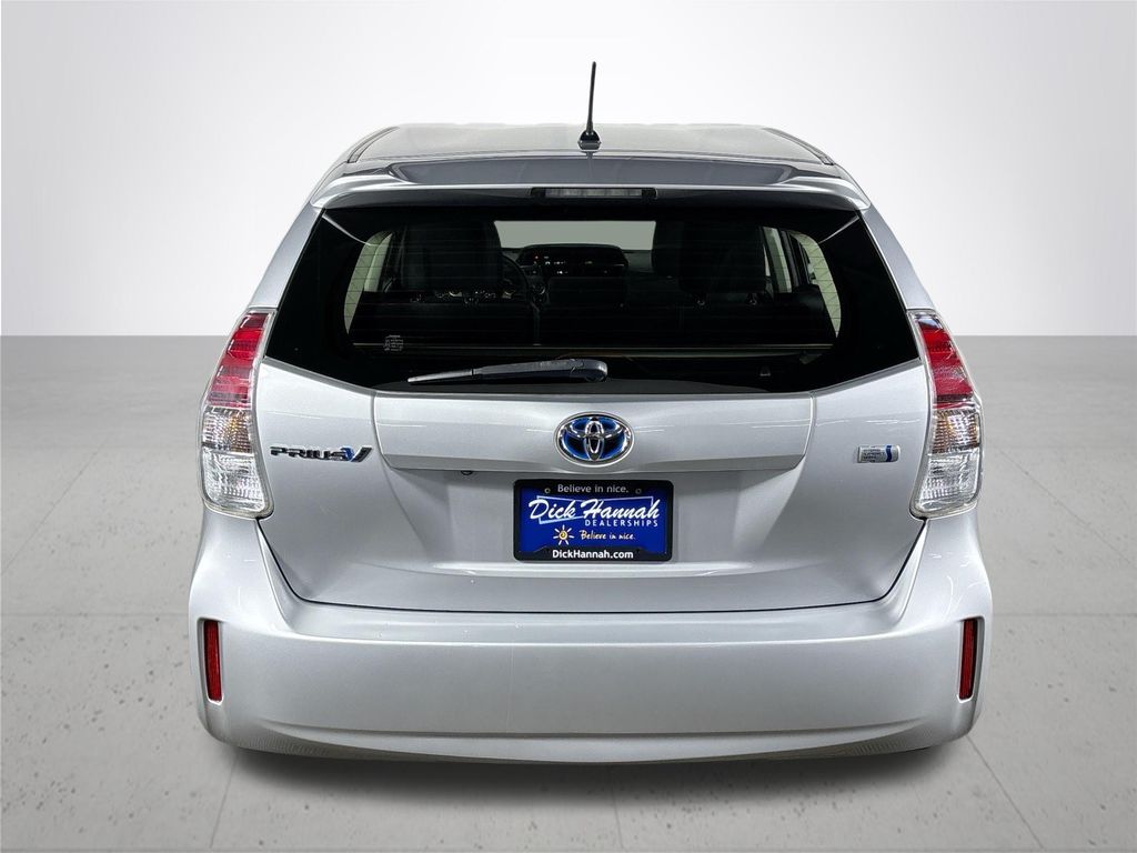 2017 Toyota Prius v Two