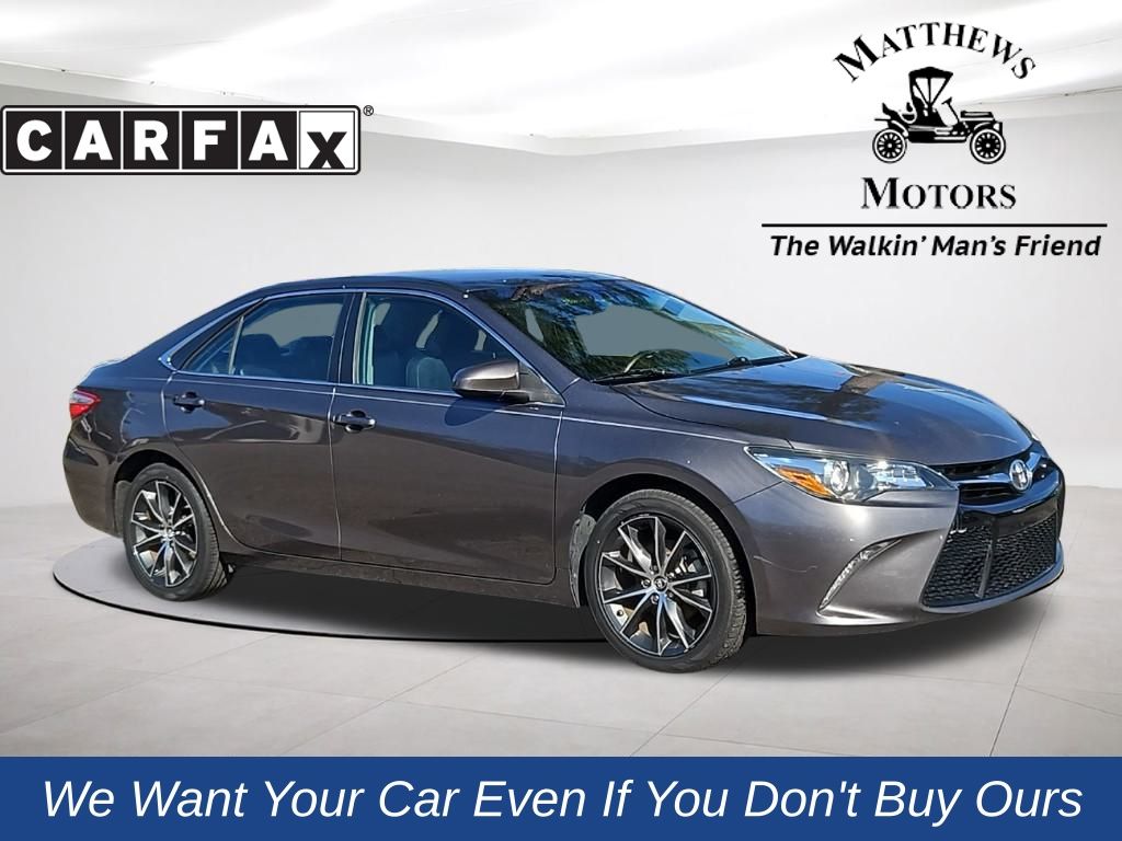 2015 Toyota Camry XSE 