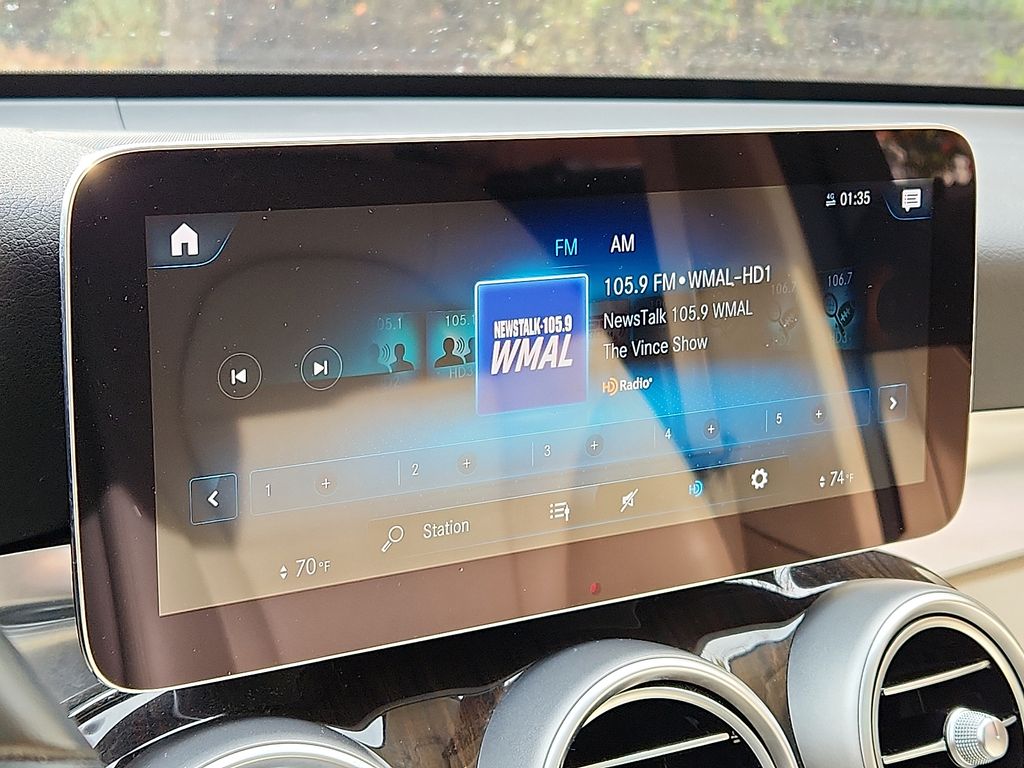 Thumbnail: 2021 Mercedes-Benz GLC - 16