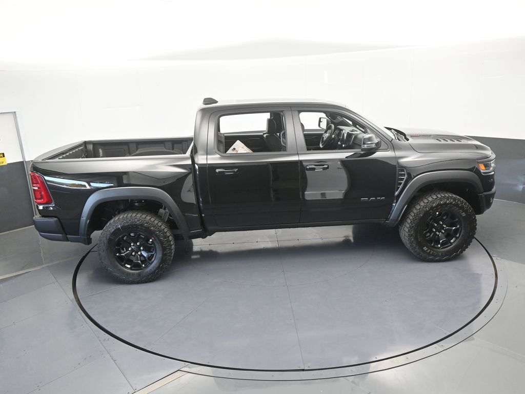 New 2026 Diamond Black Crystal Pearlcoat Ram RHO image 53