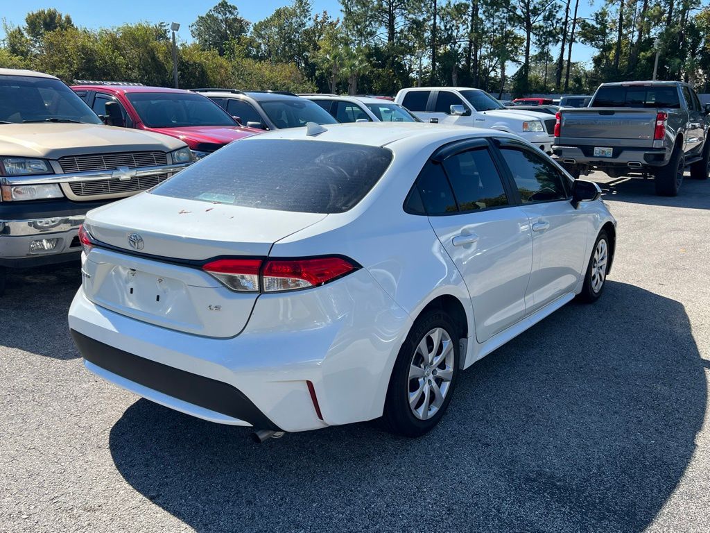 2021 Toyota Corolla LE 4