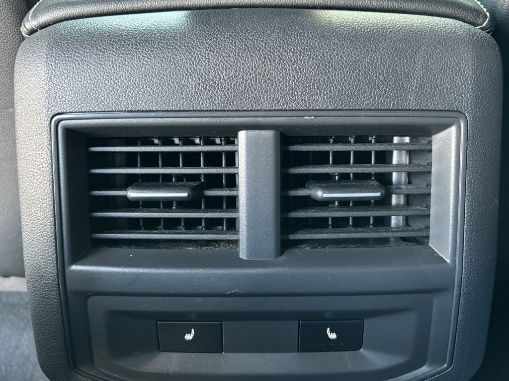 Thumbnail: 2021 Volkswagen Atlas - 19