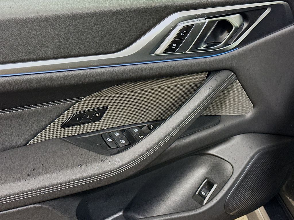 Thumbnail: 2026 BMW i4 - 3