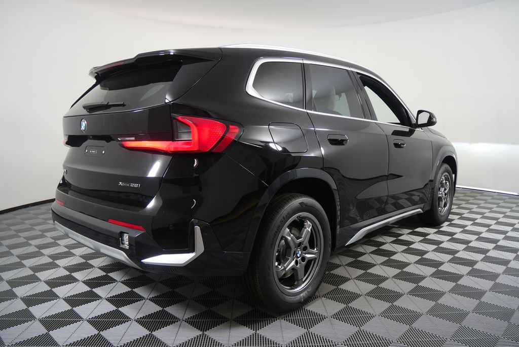 Thumbnail: 2025 BMW X1 - 3