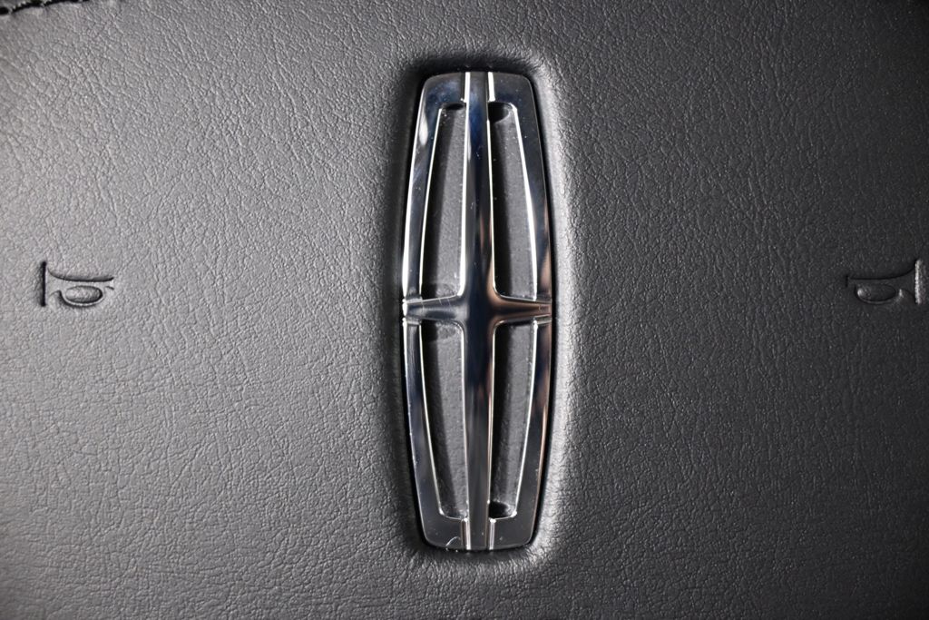 New 2026 Blue Lincoln Reserve image 32