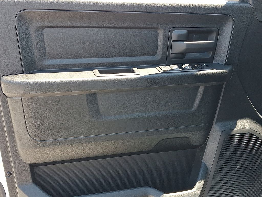 2018 Ram 1500 — photo 13