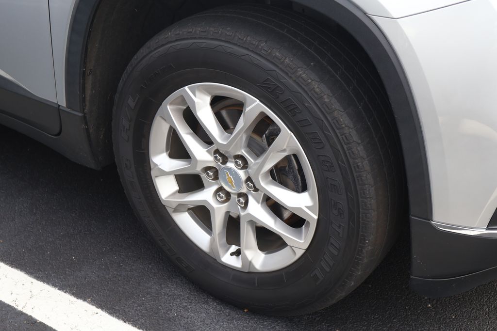 Thumbnail: 2019 Chevrolet Traverse - 7