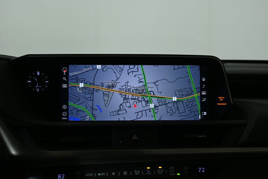 Thumbnail: 2020 Lexus ES - 22