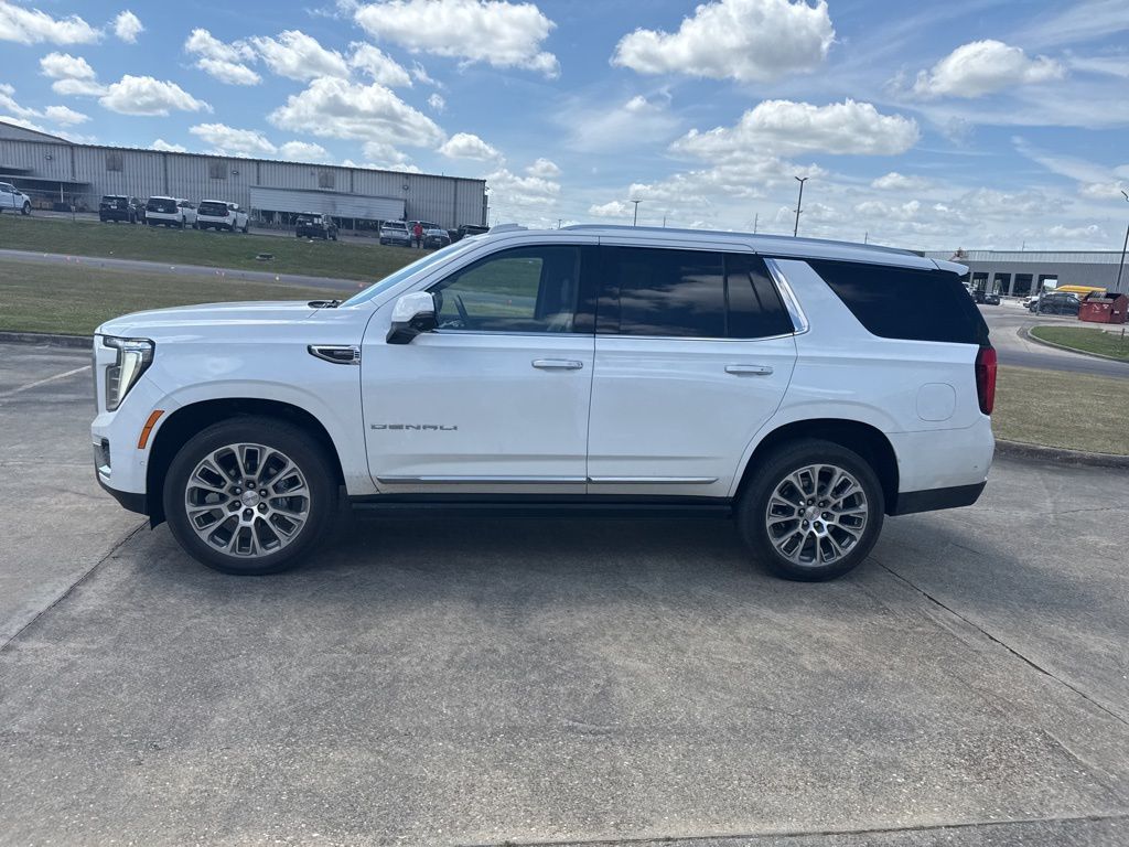 2025 Summit White GMC Yukon Denali RWD SUV
