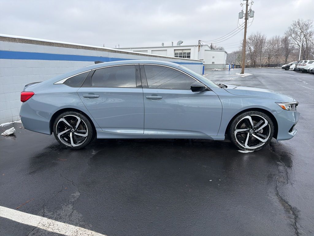 Thumbnail: 2022 Honda Accord - 6