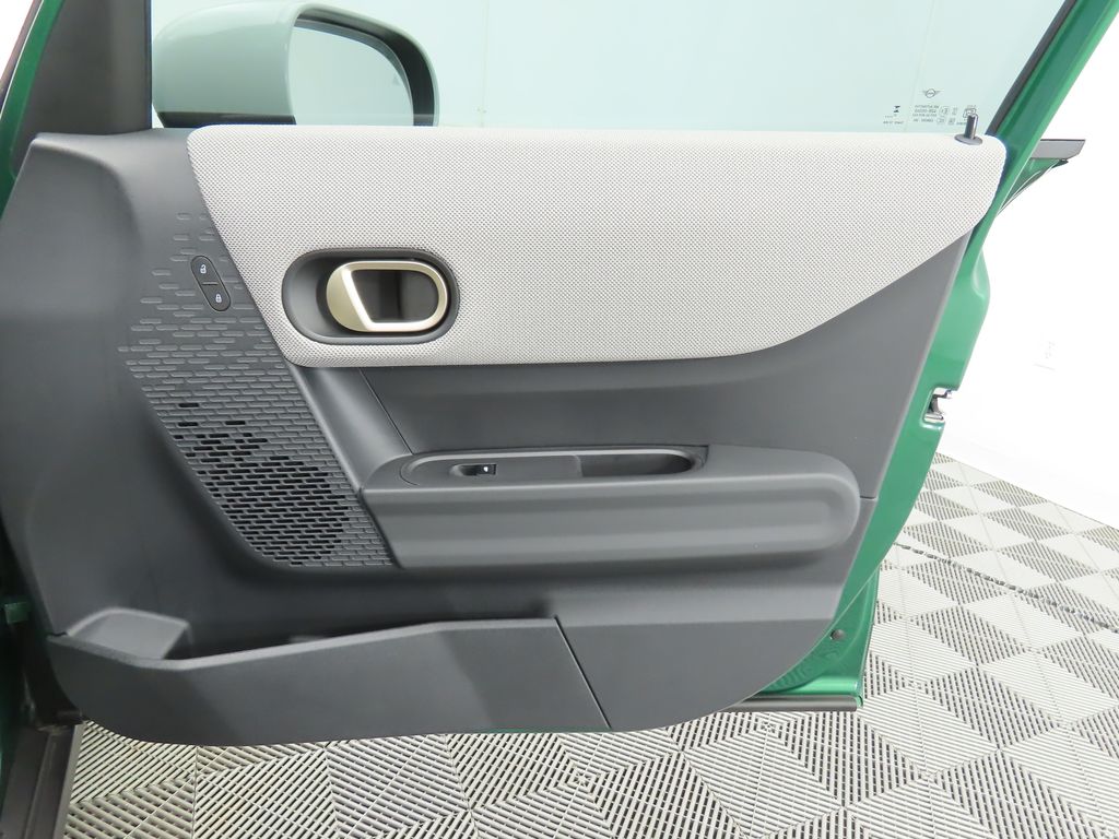 Thumbnail: 2026 MINI Cooper - 25