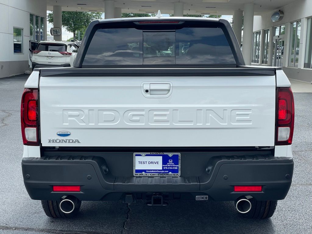 2025 Honda Ridgeline Black Edition 4