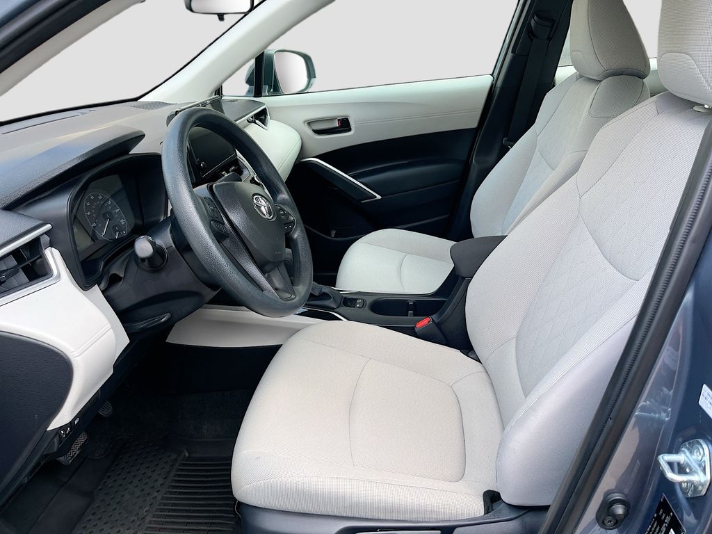 Used 2025 Blue Toyota L image 21