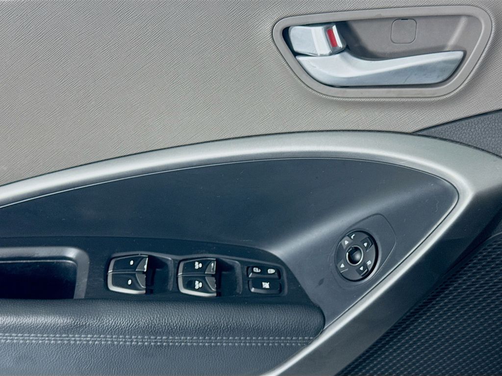 Used Car 2017 Hyundai Santa Fe Sport  2.4 Base For Sale Under $12,000 In Austin, Texas