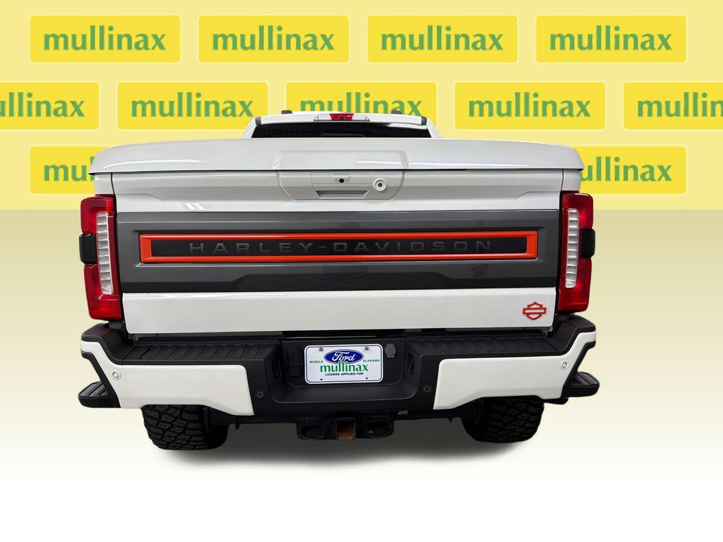 Used 2024 White Ford Lariat image 9