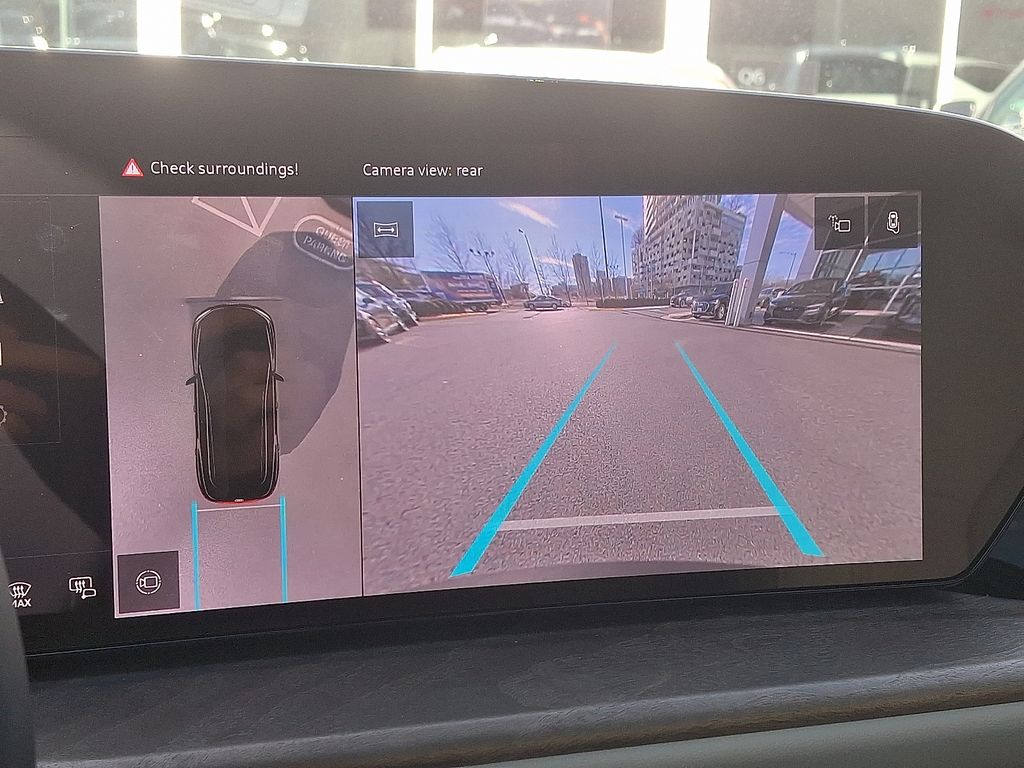 Thumbnail: 2025 Audi Q5 - 14