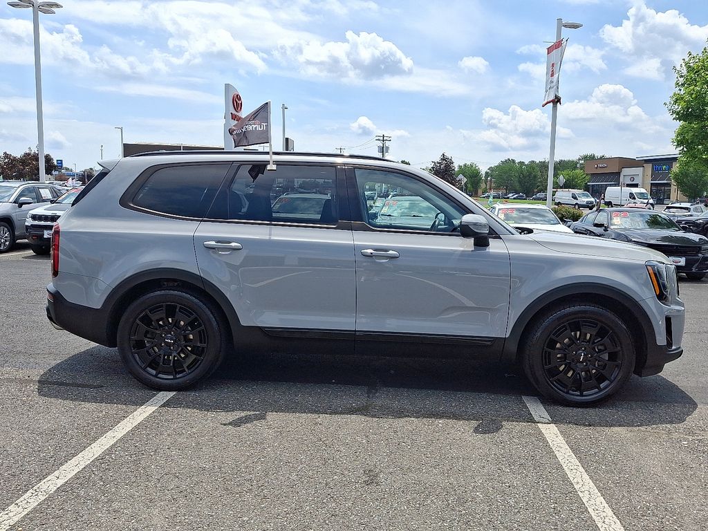 Thumbnail: 2022 Kia Telluride - 7