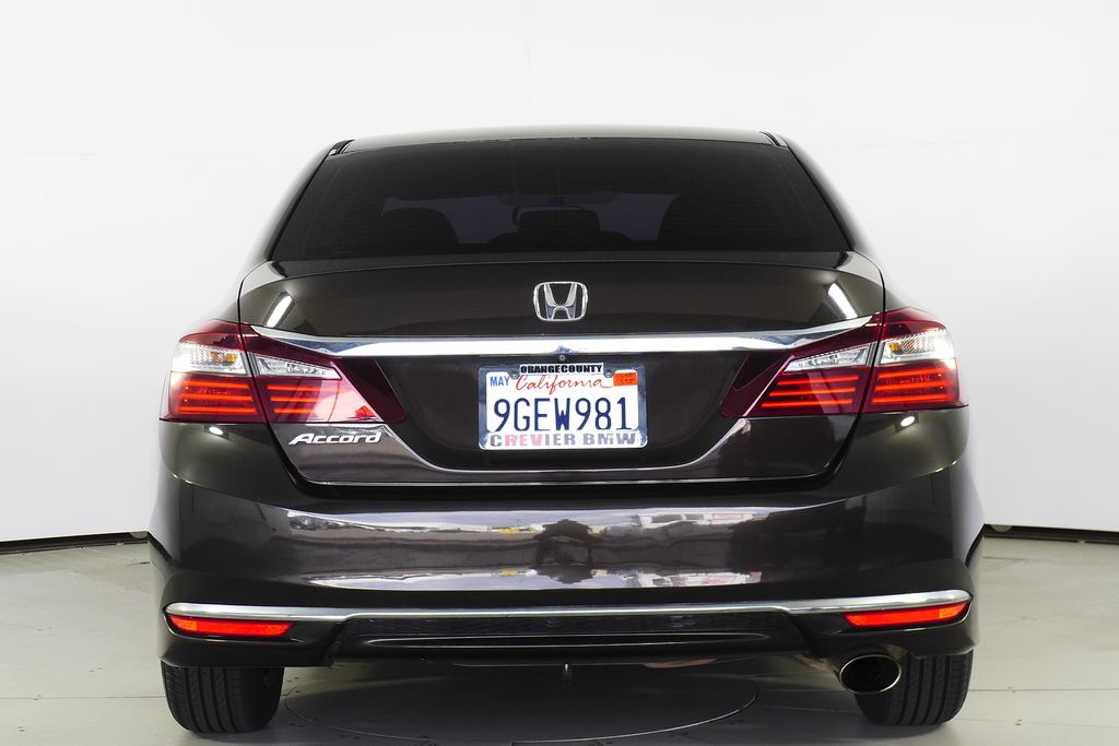 Thumbnail: 2016 Honda Accord - 8