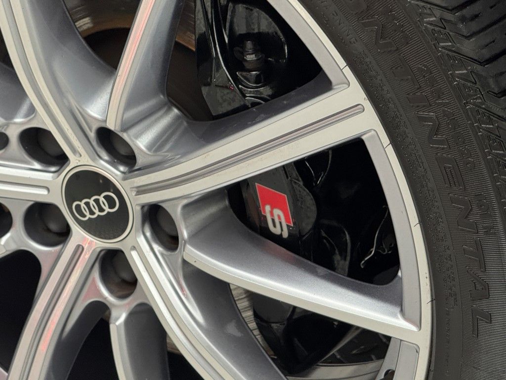 2023 Audi SQ5 Prestige 9