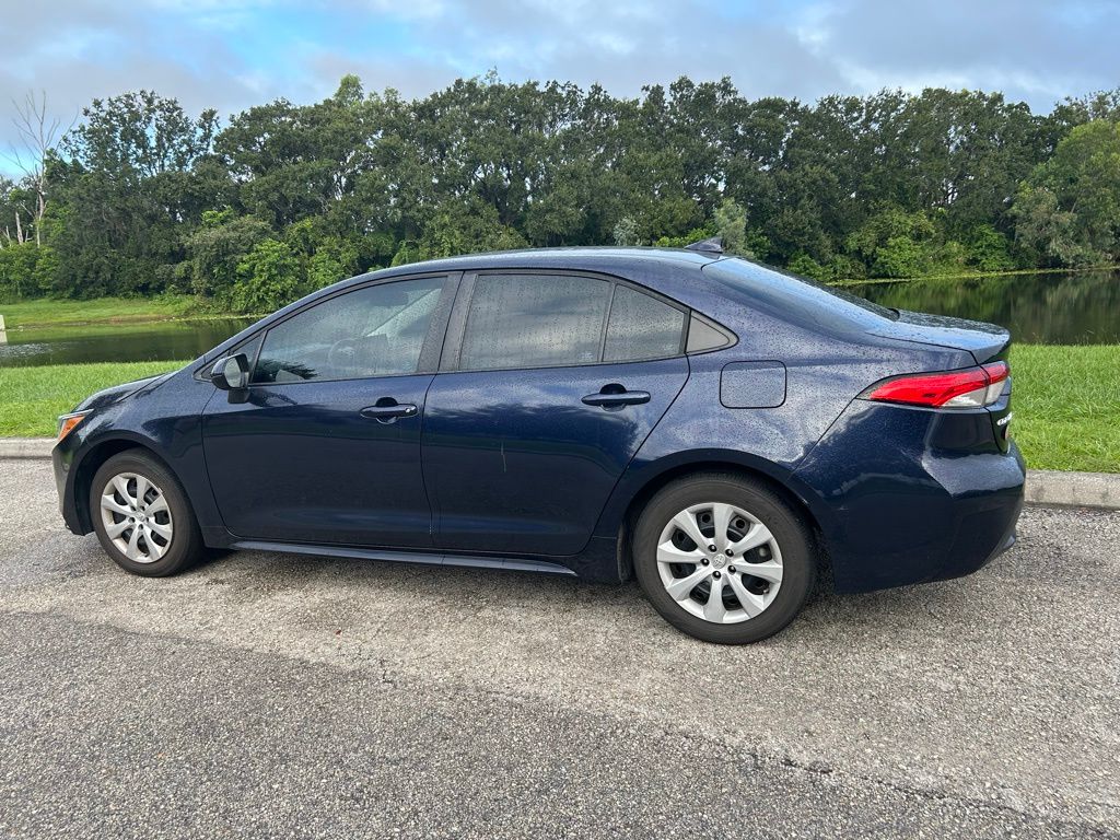 Thumbnail: 2022 Toyota Corolla - 3