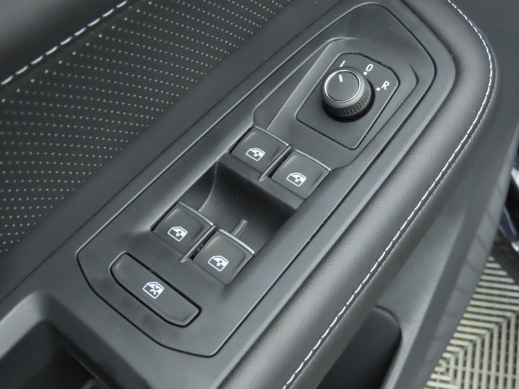 Thumbnail: 2026 Volkswagen Atlas - 24