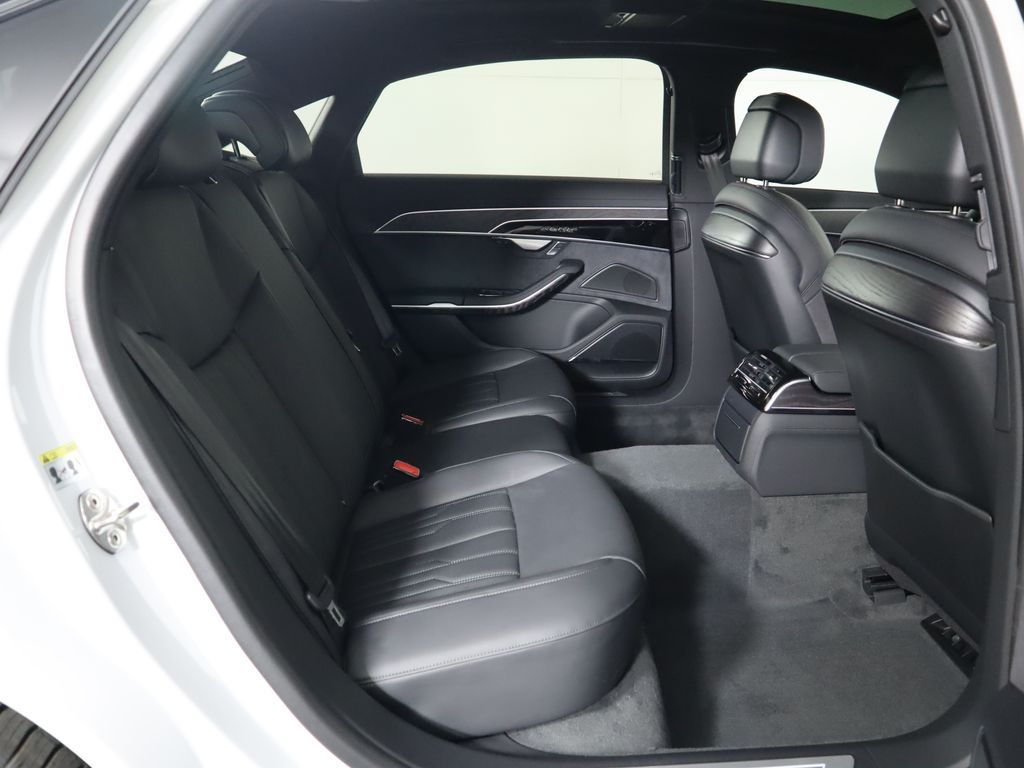 Thumbnail: 2025 Audi A8 - 23