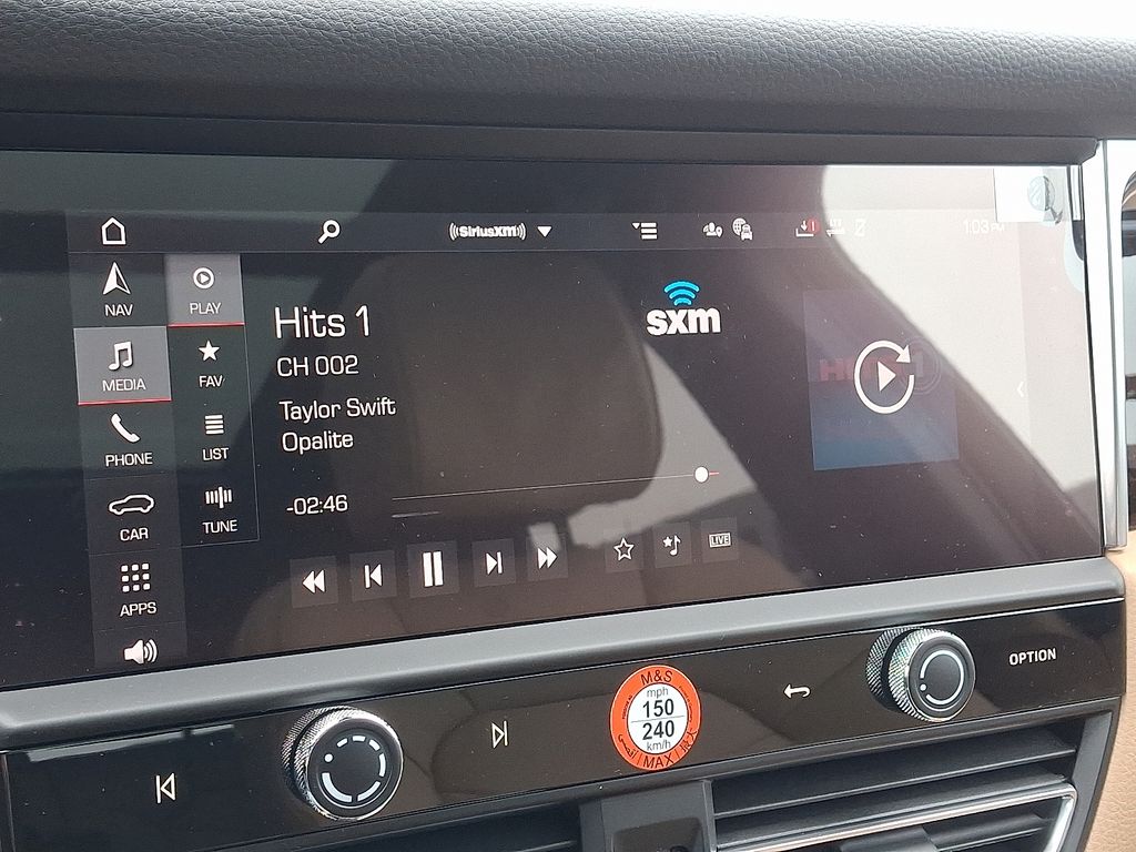 Thumbnail: 2026 Porsche Macan - 22