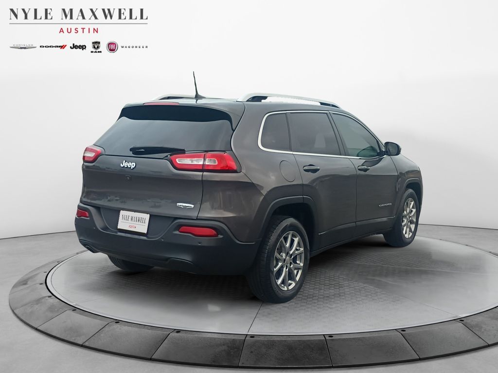 Used Car 2018 Jeep Cherokee  Latitude Plus For Sale Under $20,000 In Austin, Texas