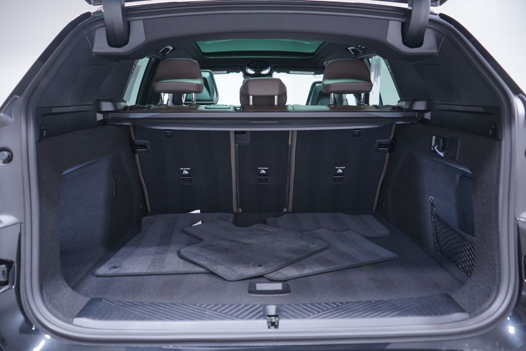 Thumbnail: 2025 BMW X3 - 21