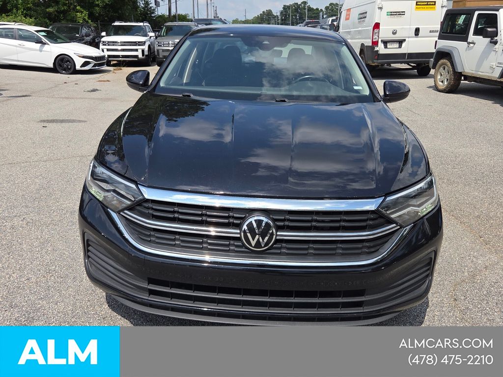 3VW5M7BU3RM093039