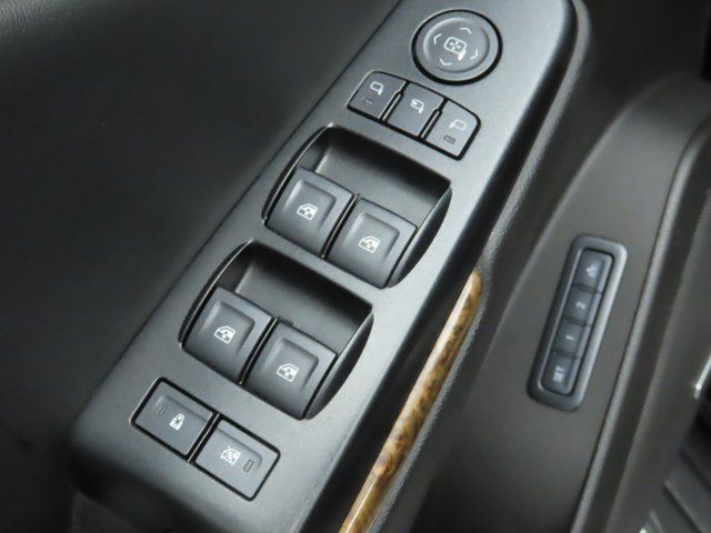 Thumbnail: 2015 GMC Yukon - 25