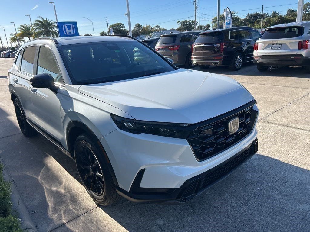 View vehicle photo 3