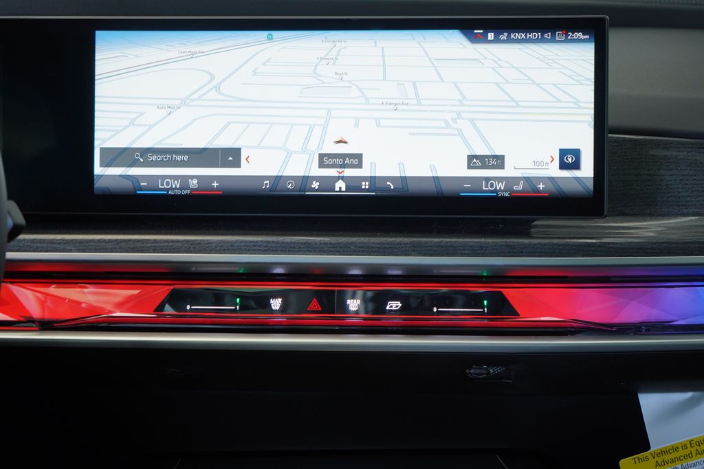 Thumbnail: 2026 BMW 7 Series - 16