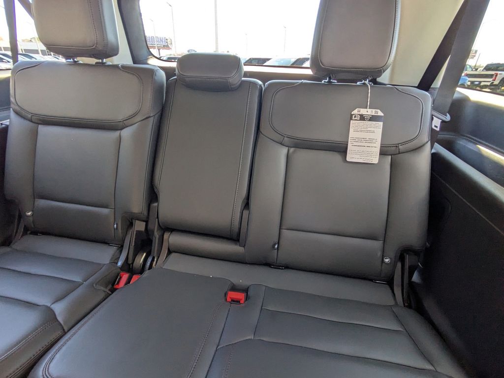 2025 Ford Expedition Active MAX