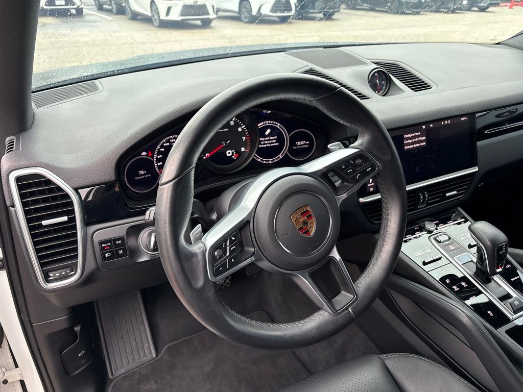 Thumbnail: 2021 Porsche Cayenne - 11