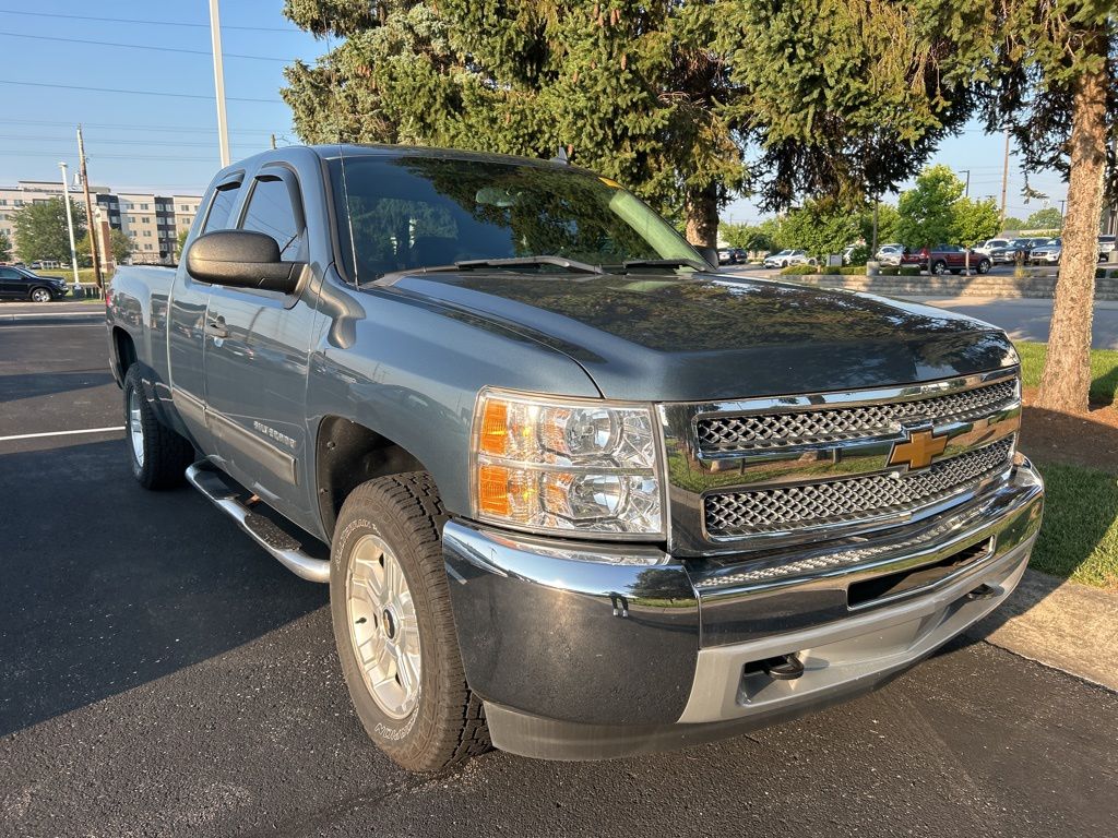Thumbnail: 2013 Chevrolet Silverado 1500 - 4