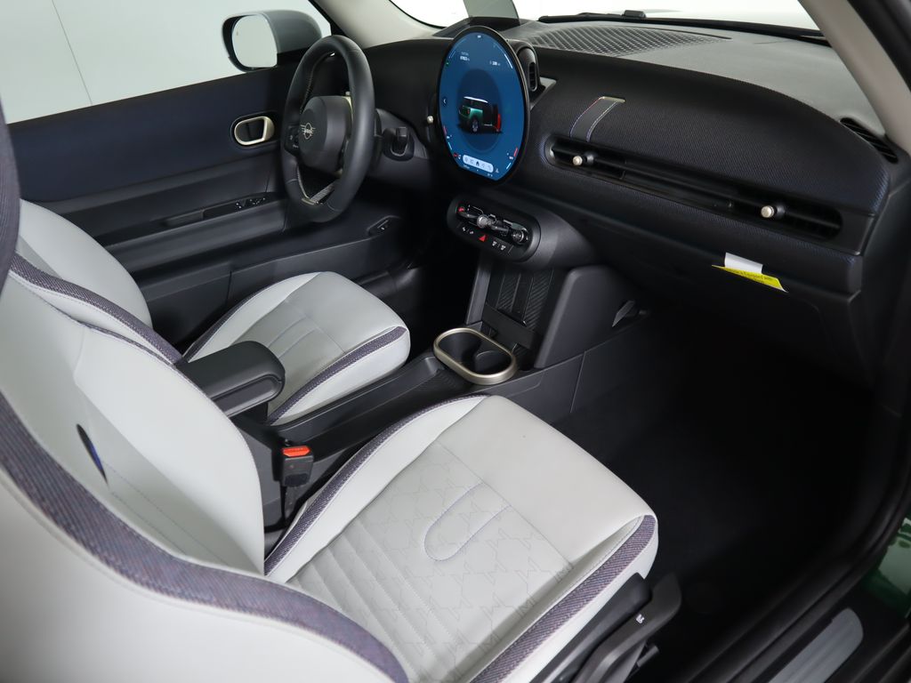Thumbnail: 2025 MINI Cooper - 17