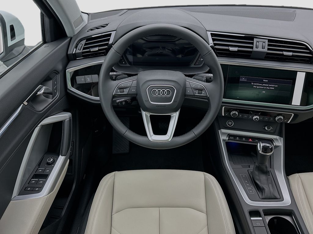 Thumbnail: 2025 Audi Q3 - 10