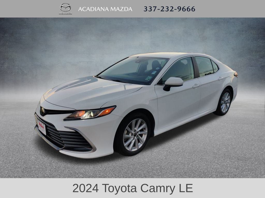 Ice 2024 Toyota Camry LE FWD Sedan Front-Wheel Drive 8-Speed Automatic