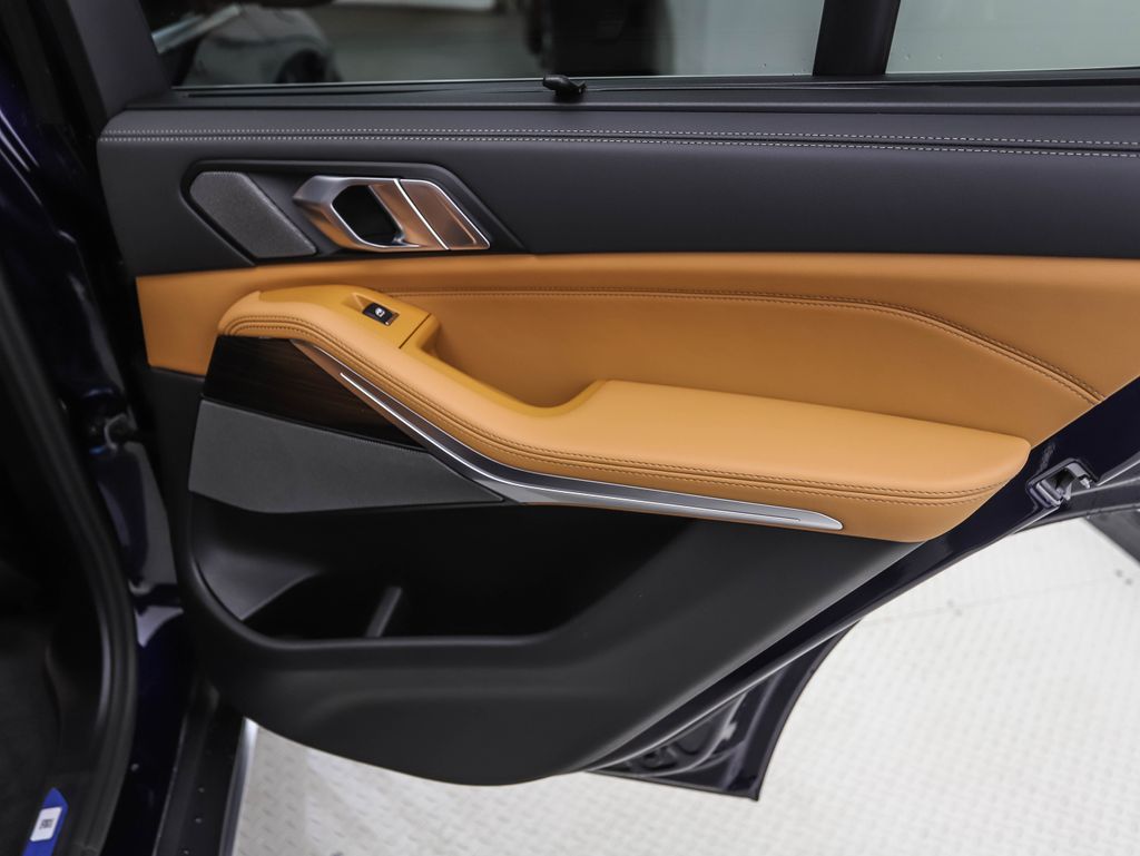 Thumbnail: 2026 BMW X5 - 23