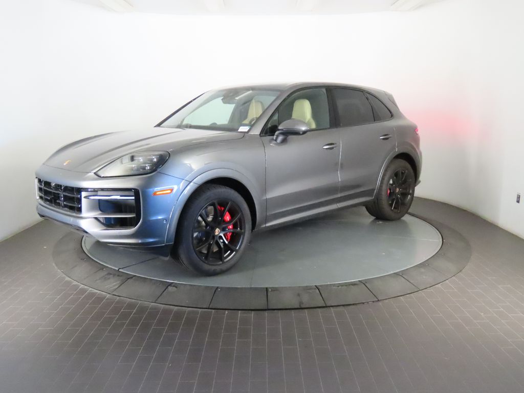 Thumbnail: 2026 Porsche Cayenne - 1