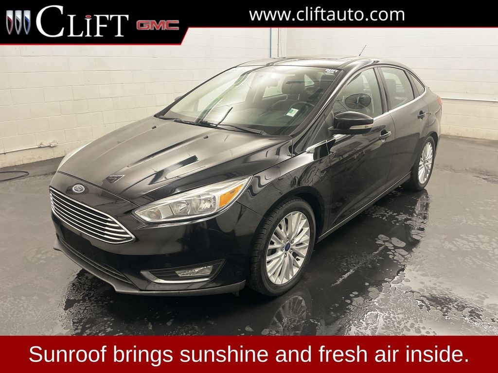 Shadow Black 2018 Ford Focus Sedan Front-Wheel Drive 6-Speed Automatic