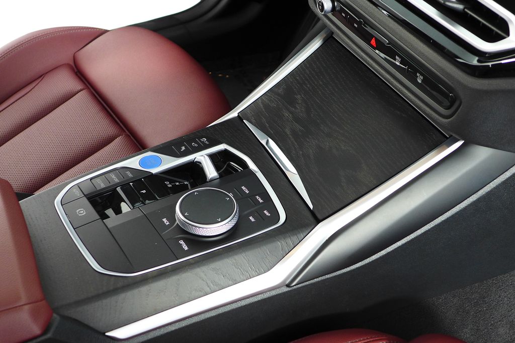 Thumbnail: 2023 BMW i4 - 15