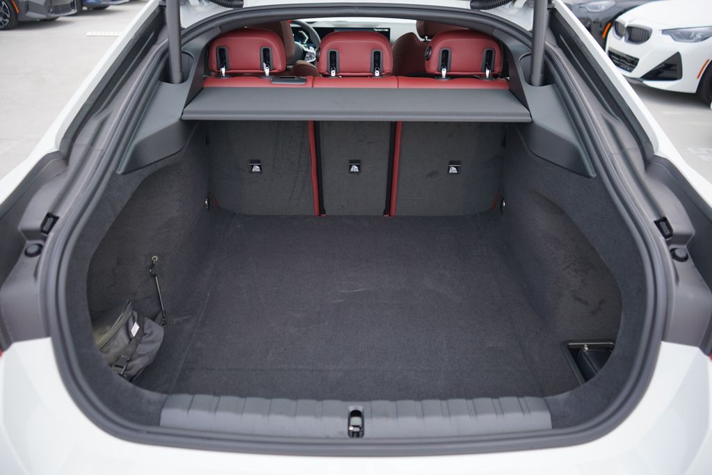 Thumbnail: 2026 BMW 4 Series - 20