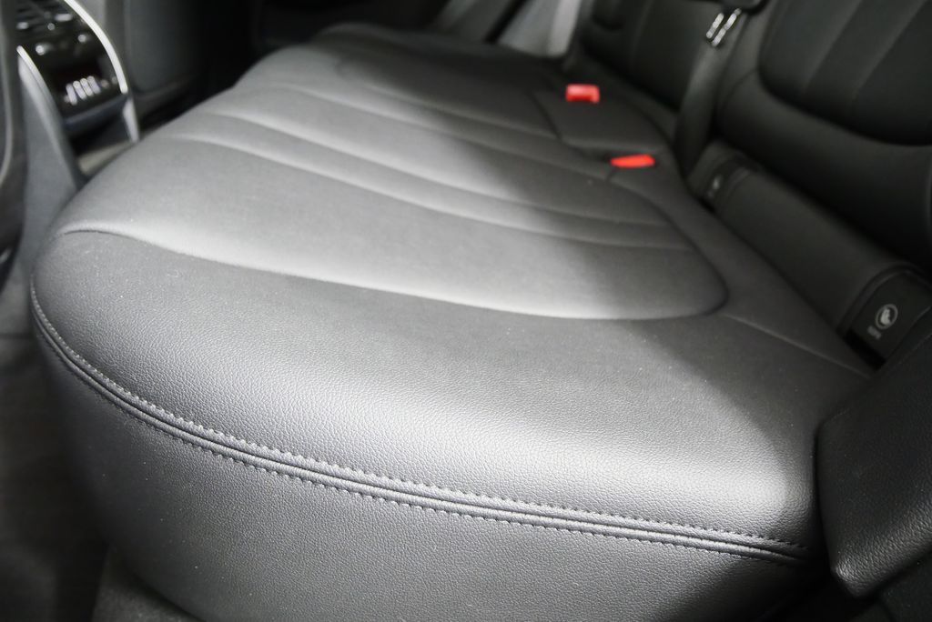 Thumbnail: 2022 BMW X5 - 14