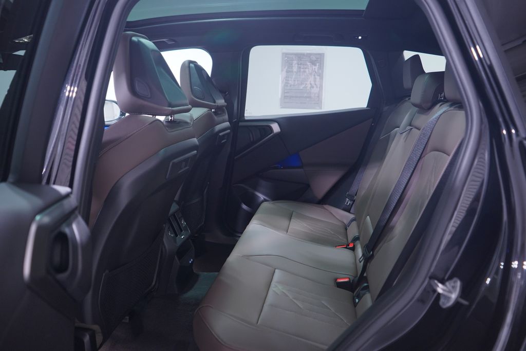 Thumbnail: 2025 BMW X3 - 9